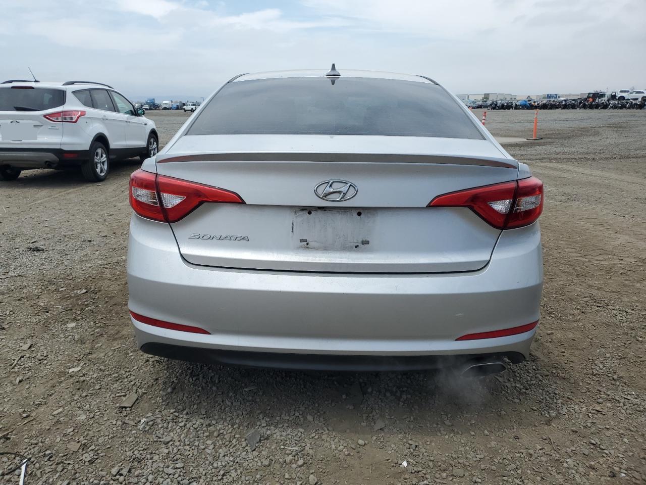 5NPE24AF2GH360930 2016 Hyundai Sonata Se