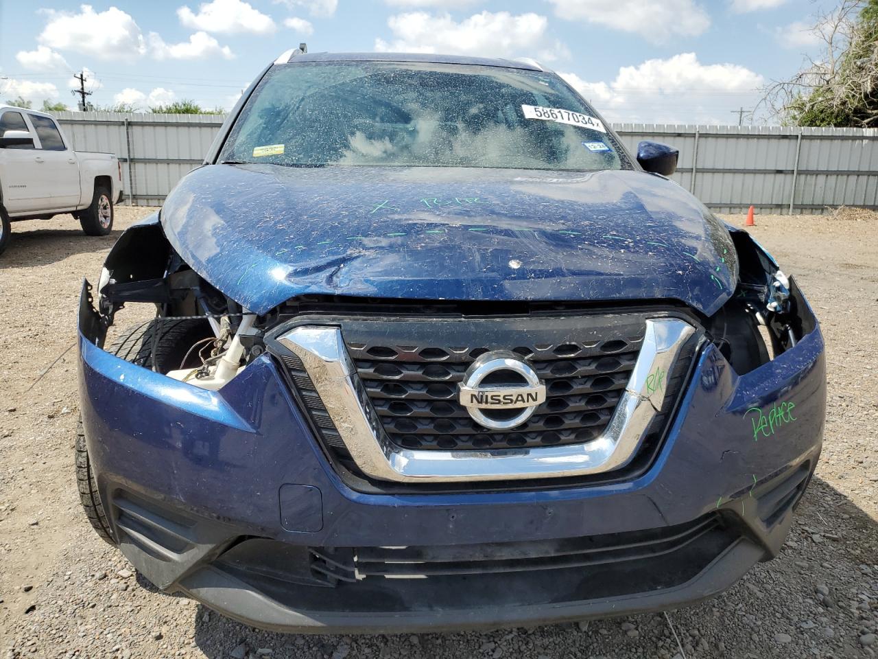 2019 Nissan Kicks S vin: 3N1CP5CU6KL506560