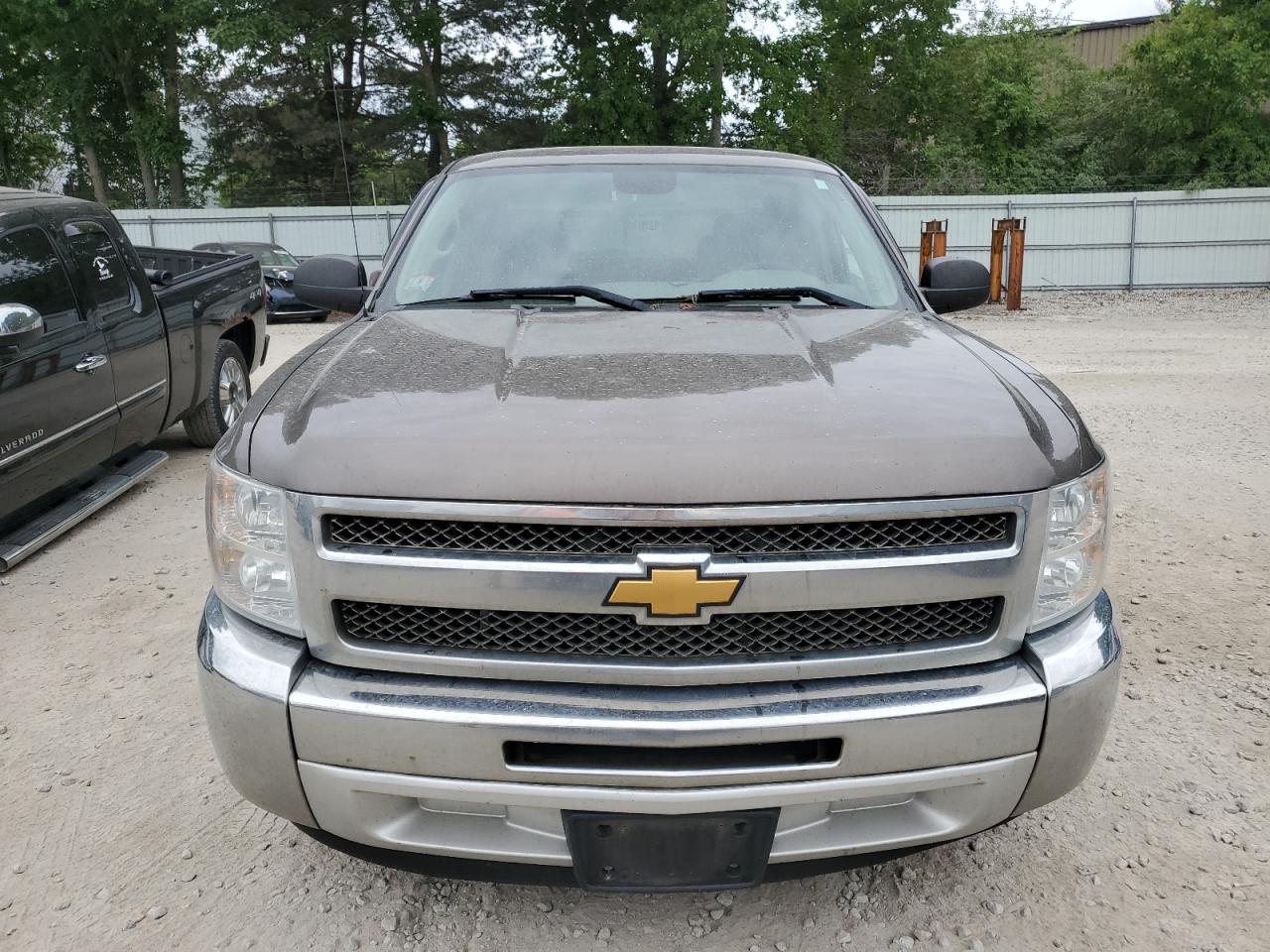 2013 Chevrolet Silverado C1500 vin: 1GCRCPEX4DZ153740