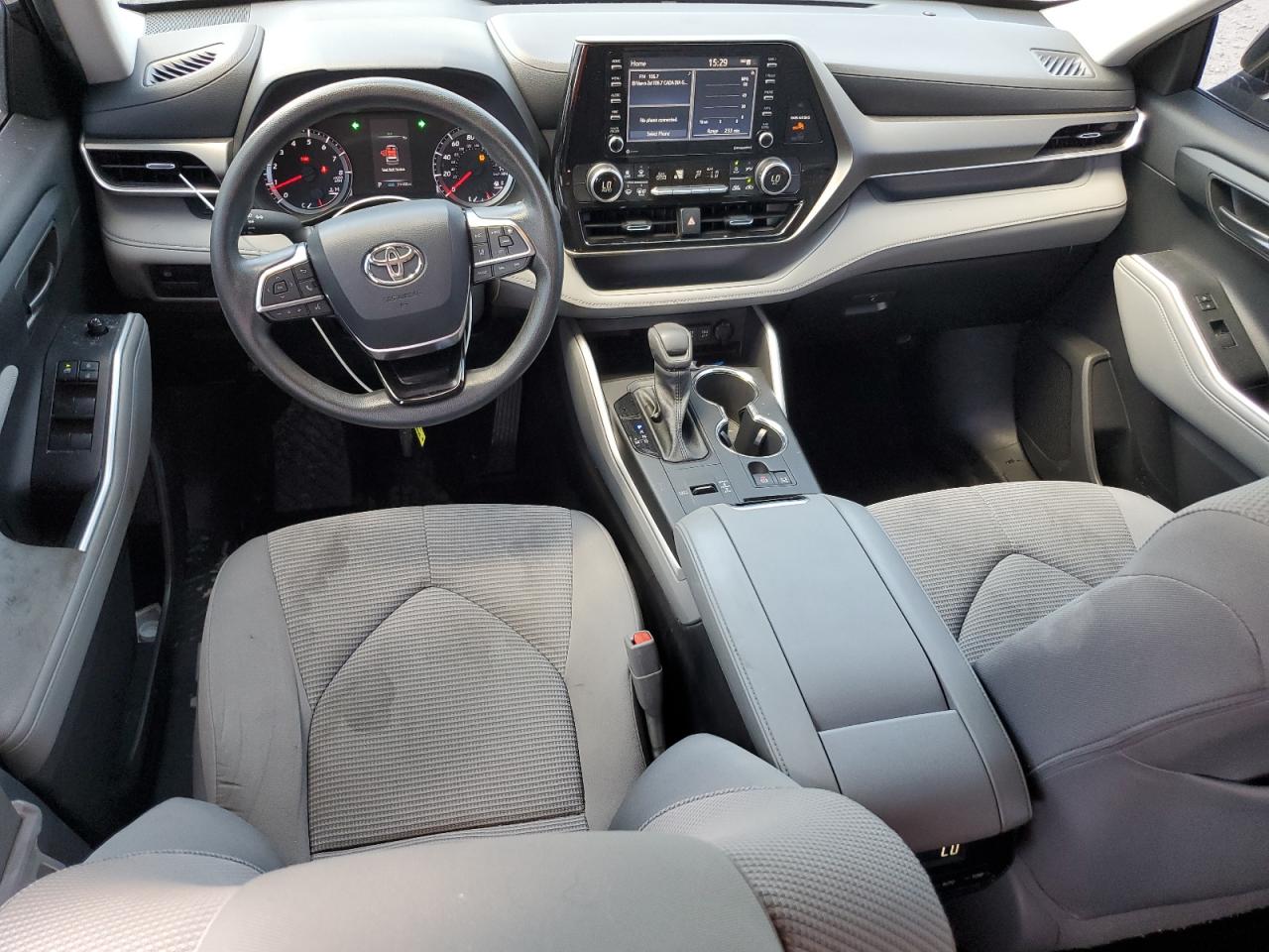 5TDCZRAH1MS534025 2021 Toyota Highlander L