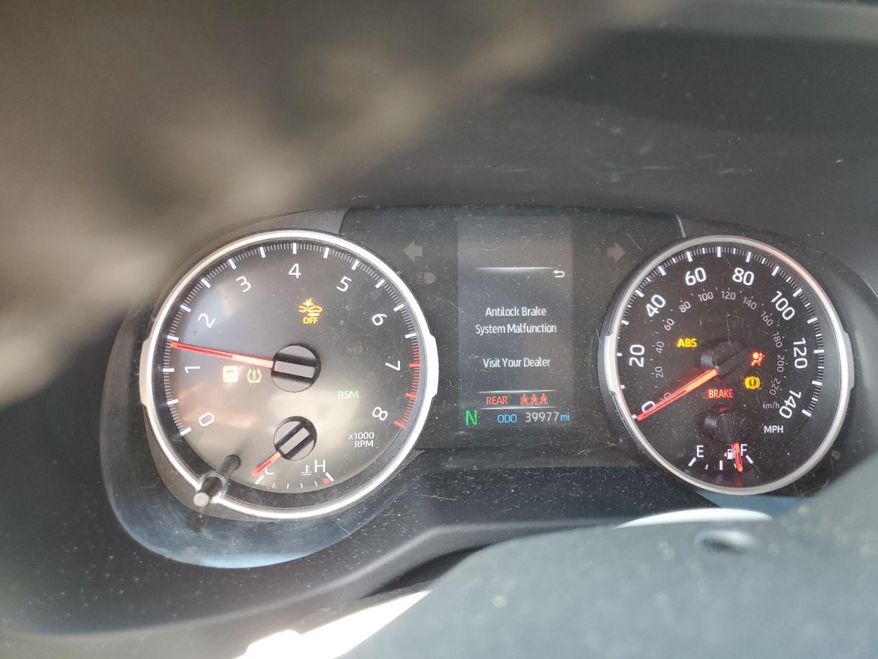 2T3C1RFV8MC108841 2021 Toyota Rav4 Xle Premium