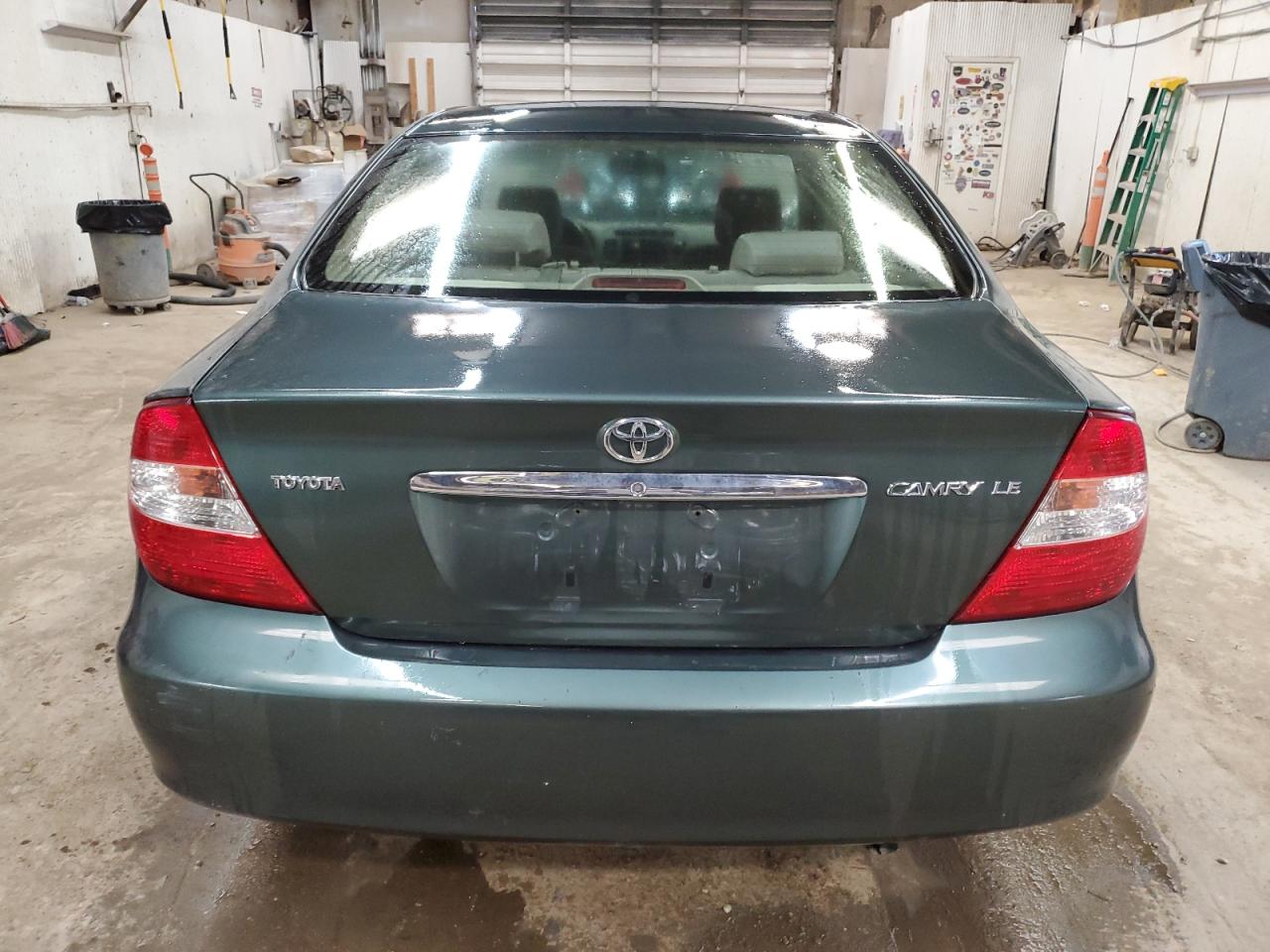 JTDBE32K130172228 2003 Toyota Camry Le