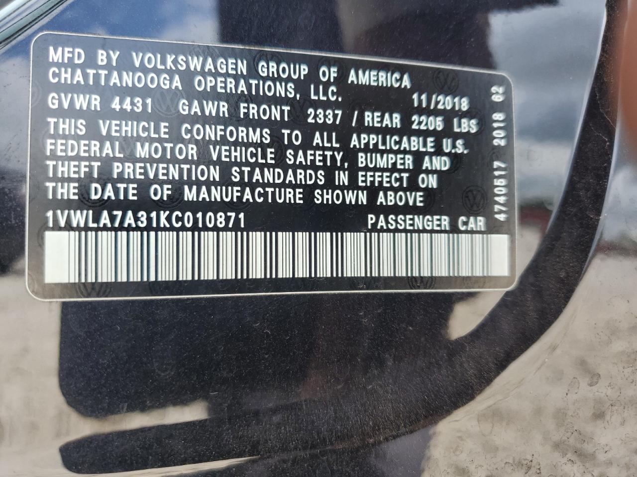 1VWLA7A31KC010871 2019 Volkswagen Passat Wolfsburg