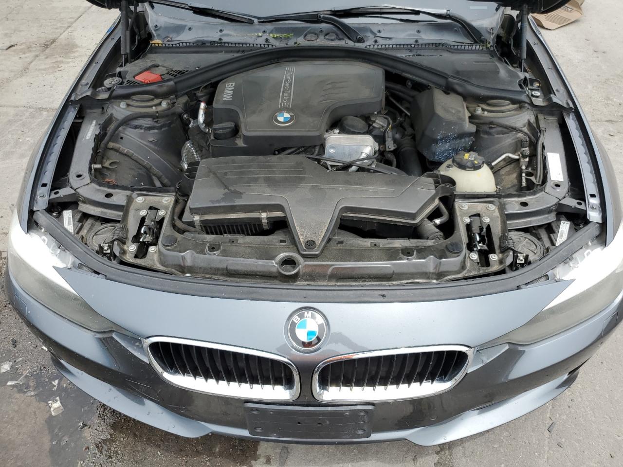 WBA3C3C5XEP662693 2014 BMW 320 I xDrive