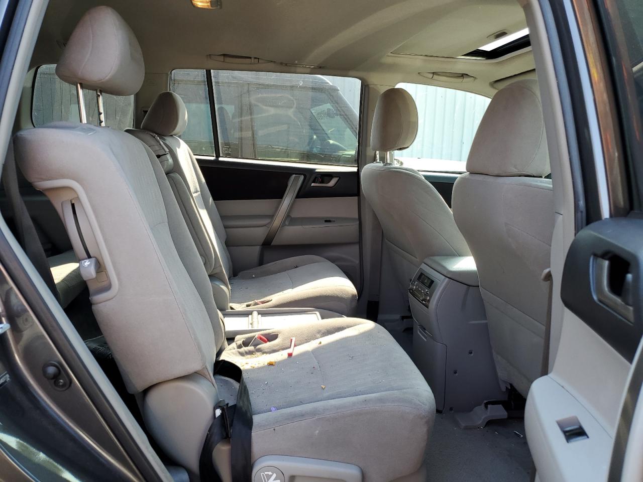 JTEES43A482071208 2008 Toyota Highlander Sport