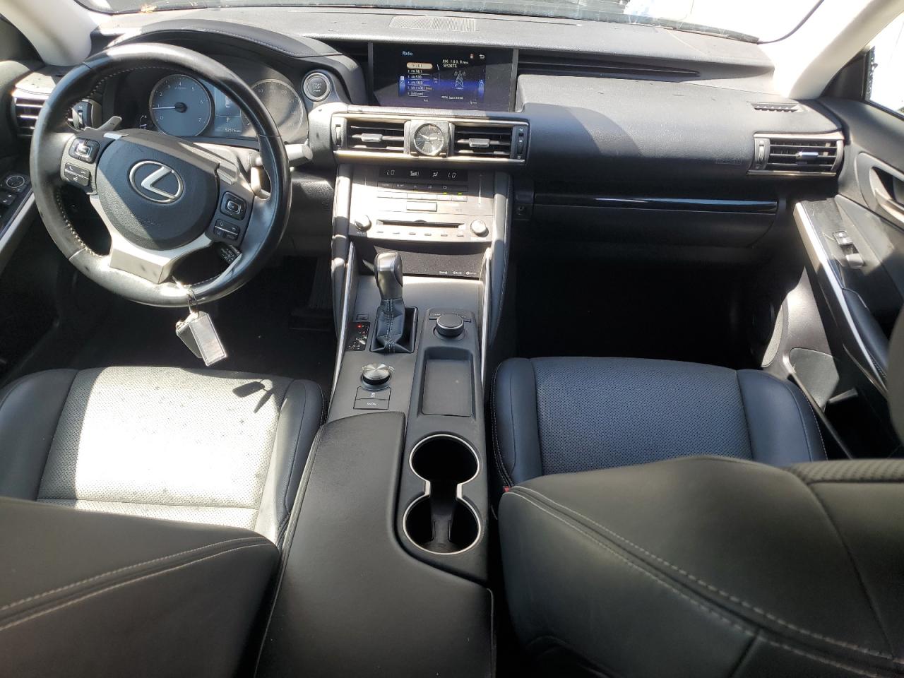 JTHBA1D29K5087697 2019 Lexus Is 300