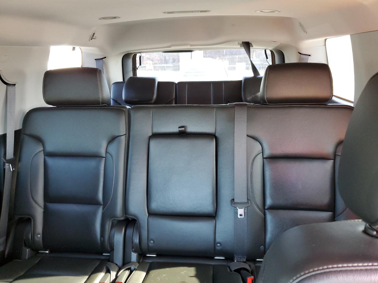 1GNSCBKC1JR370297 2018 Chevrolet Tahoe C1500 Lt