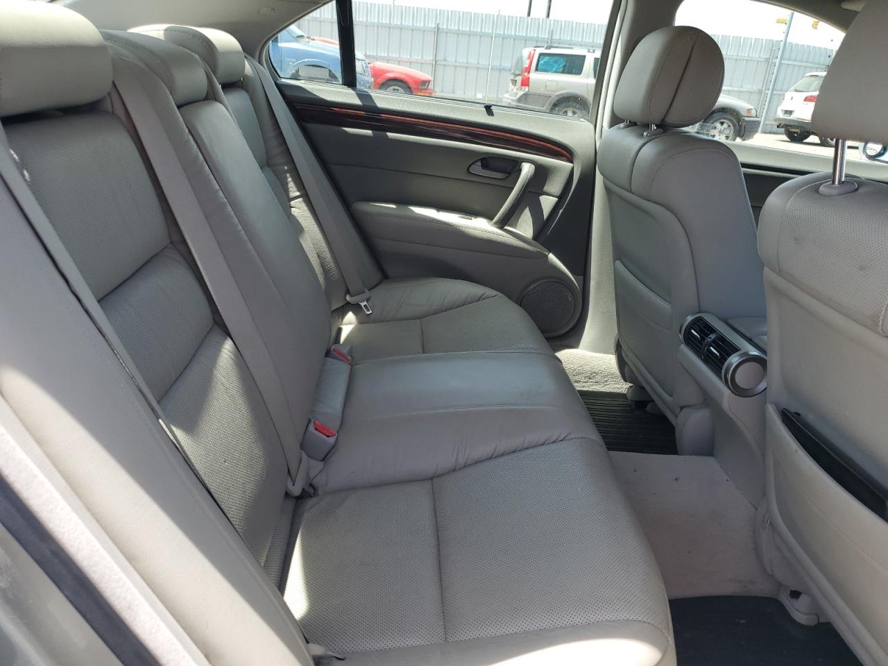 JH4KB16567C004038 2007 Acura Rl