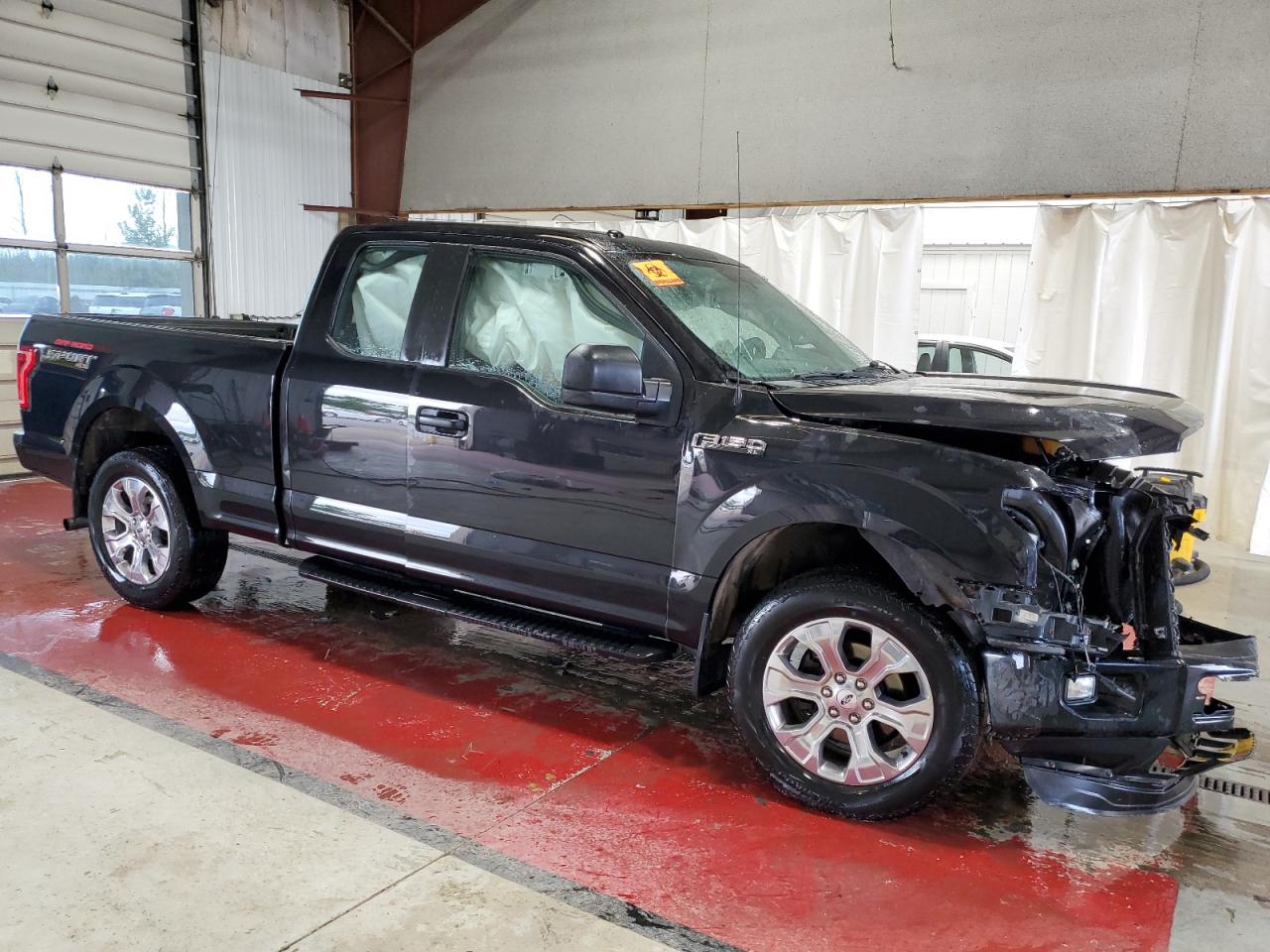 2015 Ford F150 Super Cab vin: 1FTEX1E85FFC49163