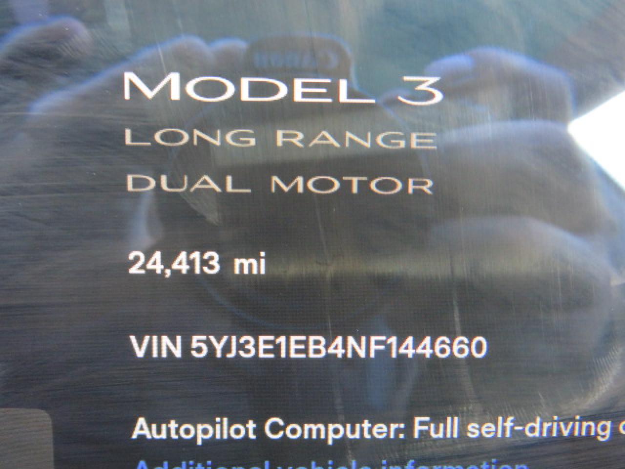 2022 Tesla Model 3 vin: 5YJ3E1EB4NF144660