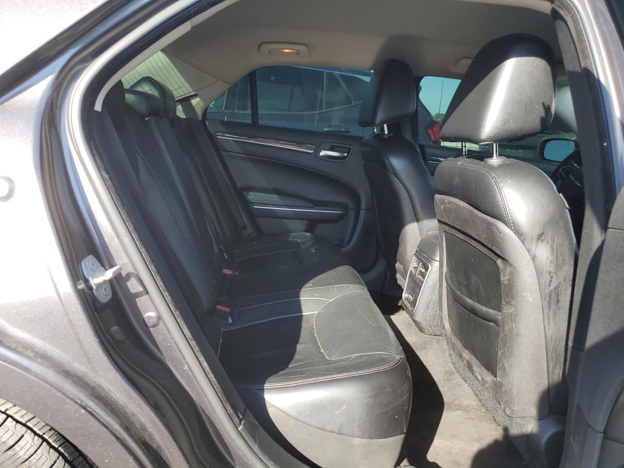 2C3CCAAG2FH891732 2015 Chrysler 300 Limited