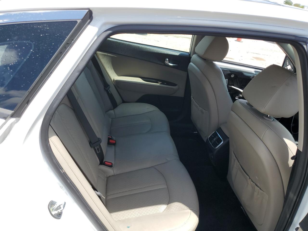 5XXGU4L31GG031847 2016 Kia Optima Ex