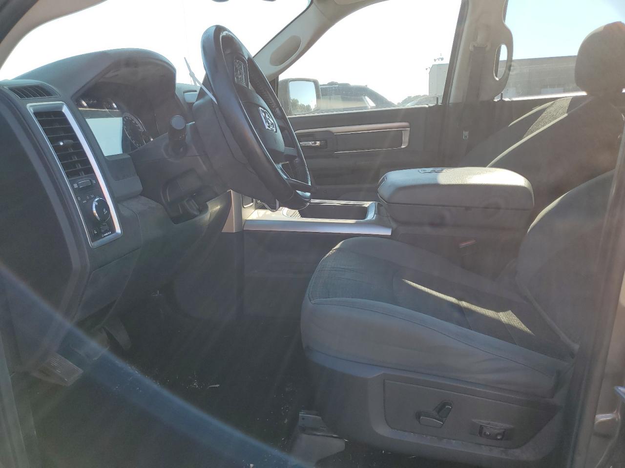 1C6RR6LT5GS278274 2016 Ram 1500 Slt