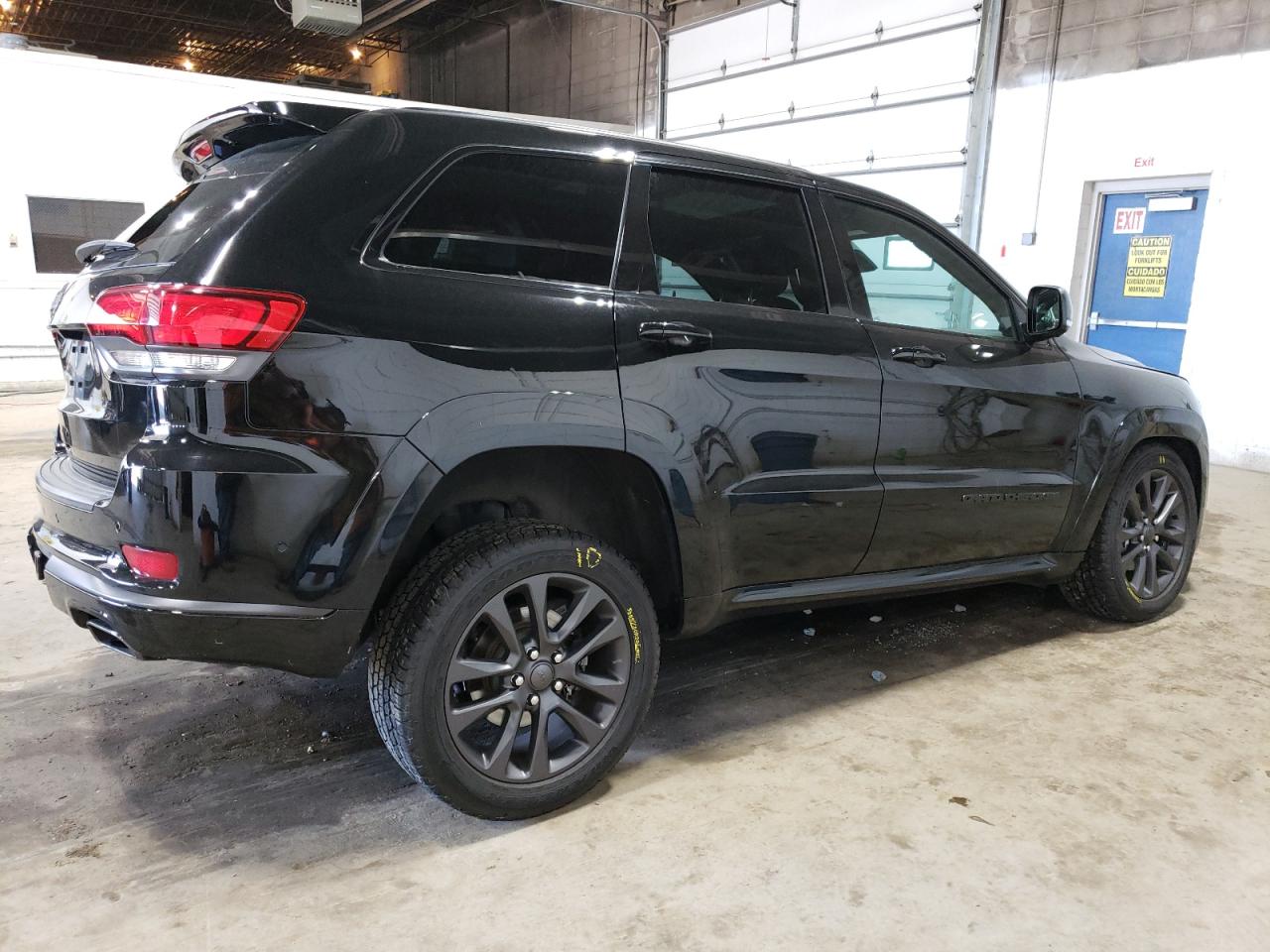 1C4RJFCG5JC333214 2018 Jeep Grand Cherokee Overland