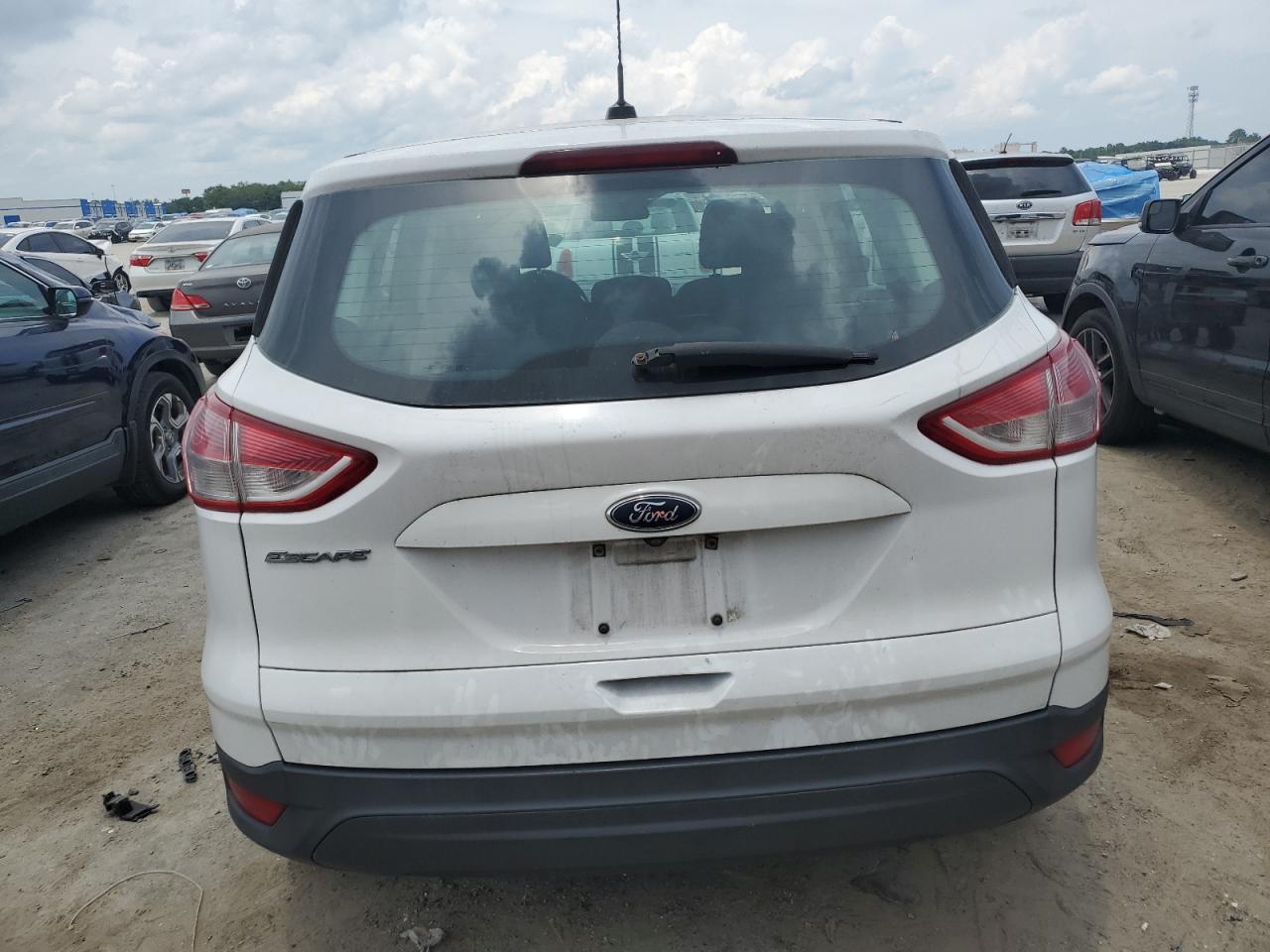 1FMCU0F7XGUB89695 2016 Ford Escape S