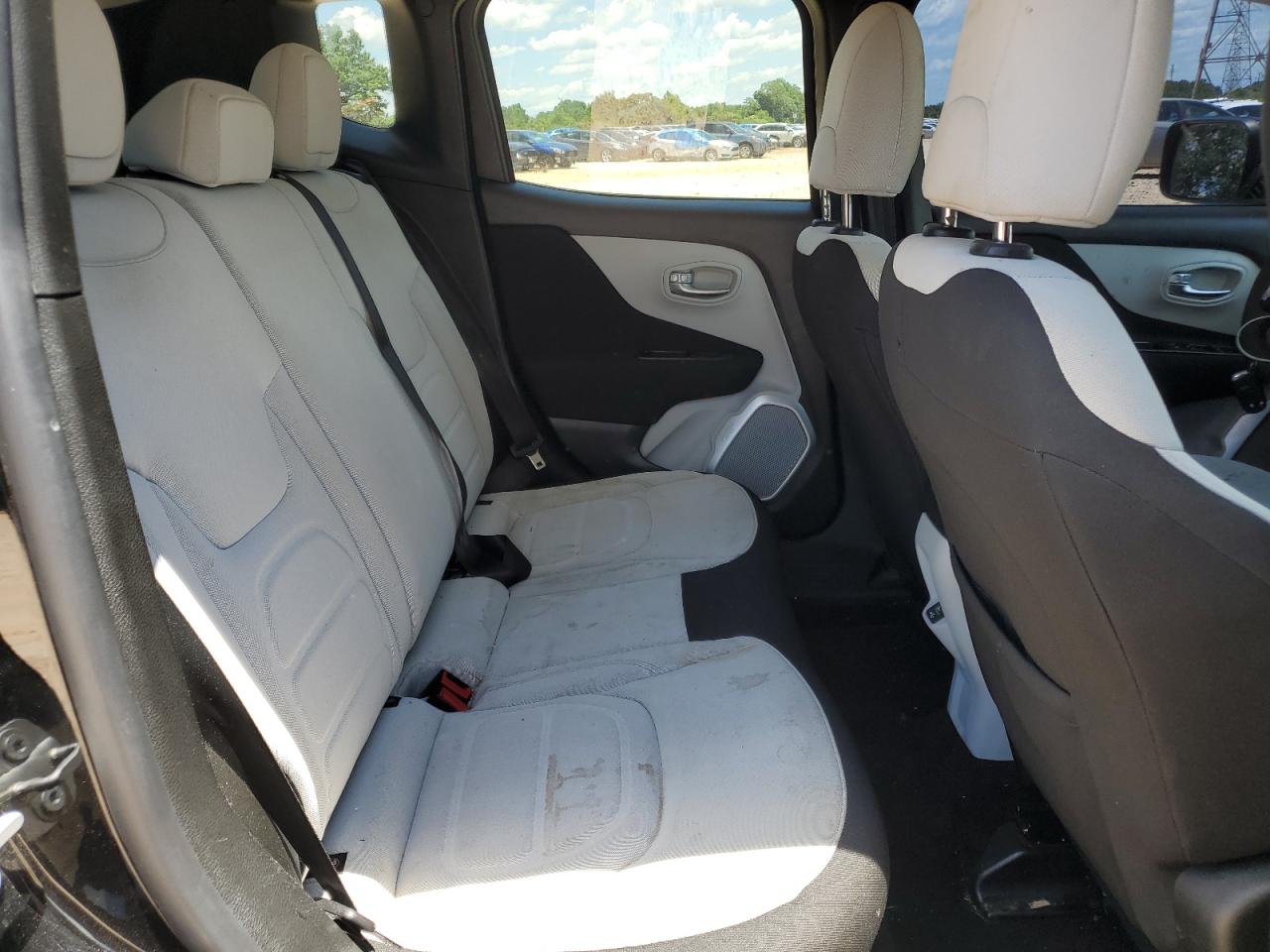 ZACCJABB7JPH34435 2018 Jeep Renegade Latitude