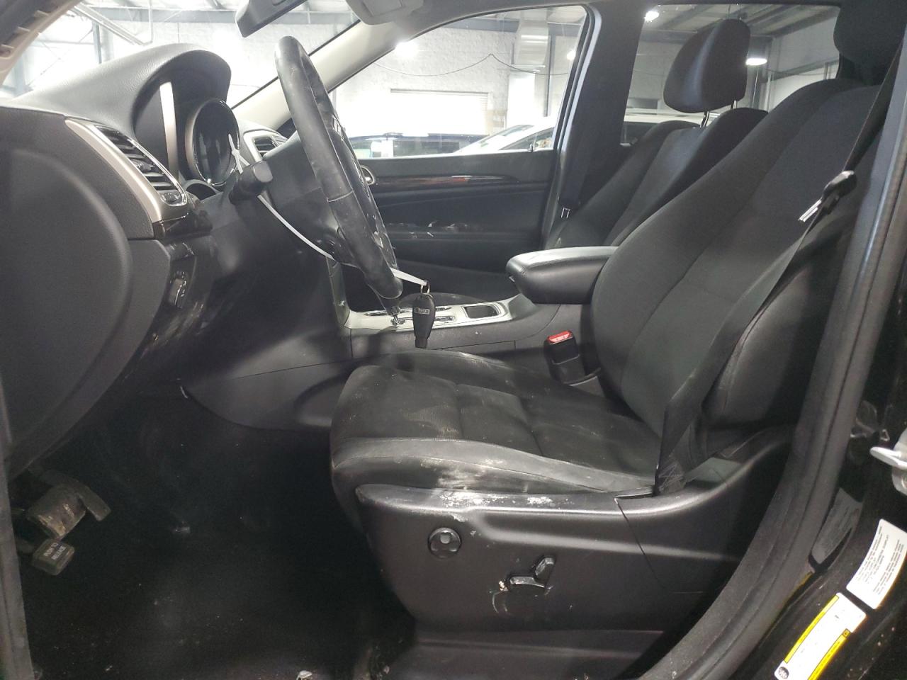 1C4RJFAG4CC175387 2012 Jeep Grand Cherokee Laredo