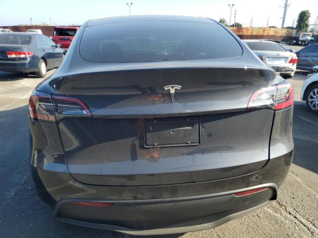 2024 Tesla Model Y VIN: 7SAYGDED4RF051925 Lot: 57153164