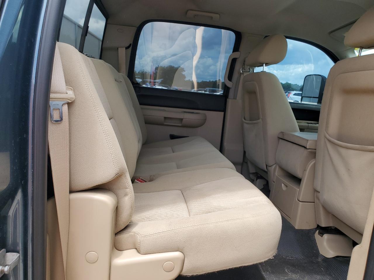 1GC1KXCG8BF176486 2011 Chevrolet Silverado K2500 Heavy Duty Lt