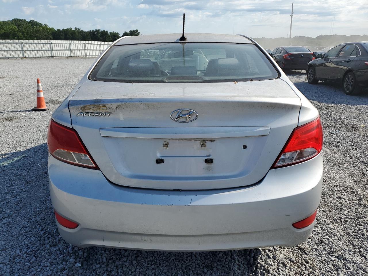 KMHCT4AE1GU075116 2016 Hyundai Accent Se