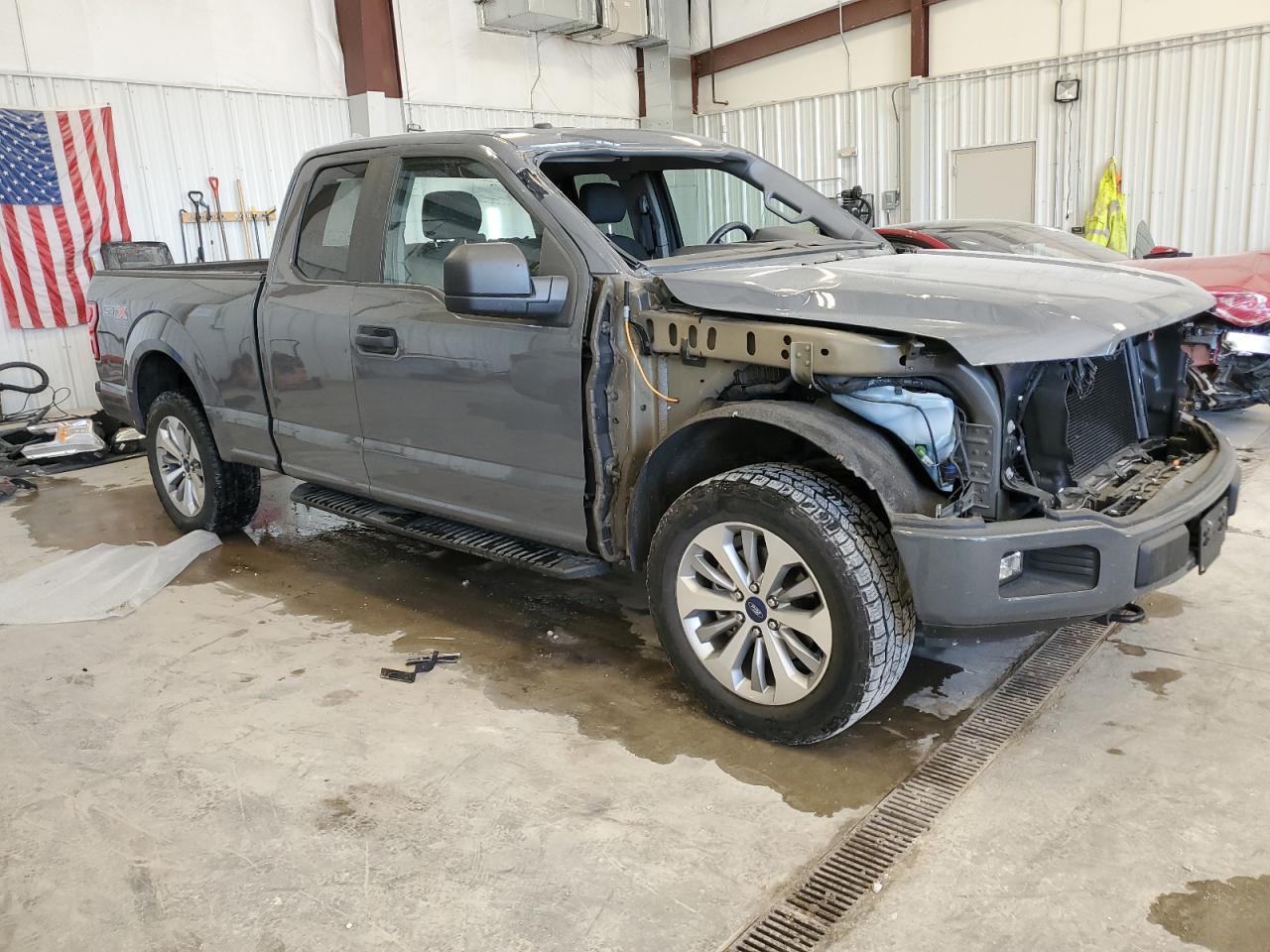 2018 Ford F150 Super Cab vin: 1FTEX1EP2JFD00375