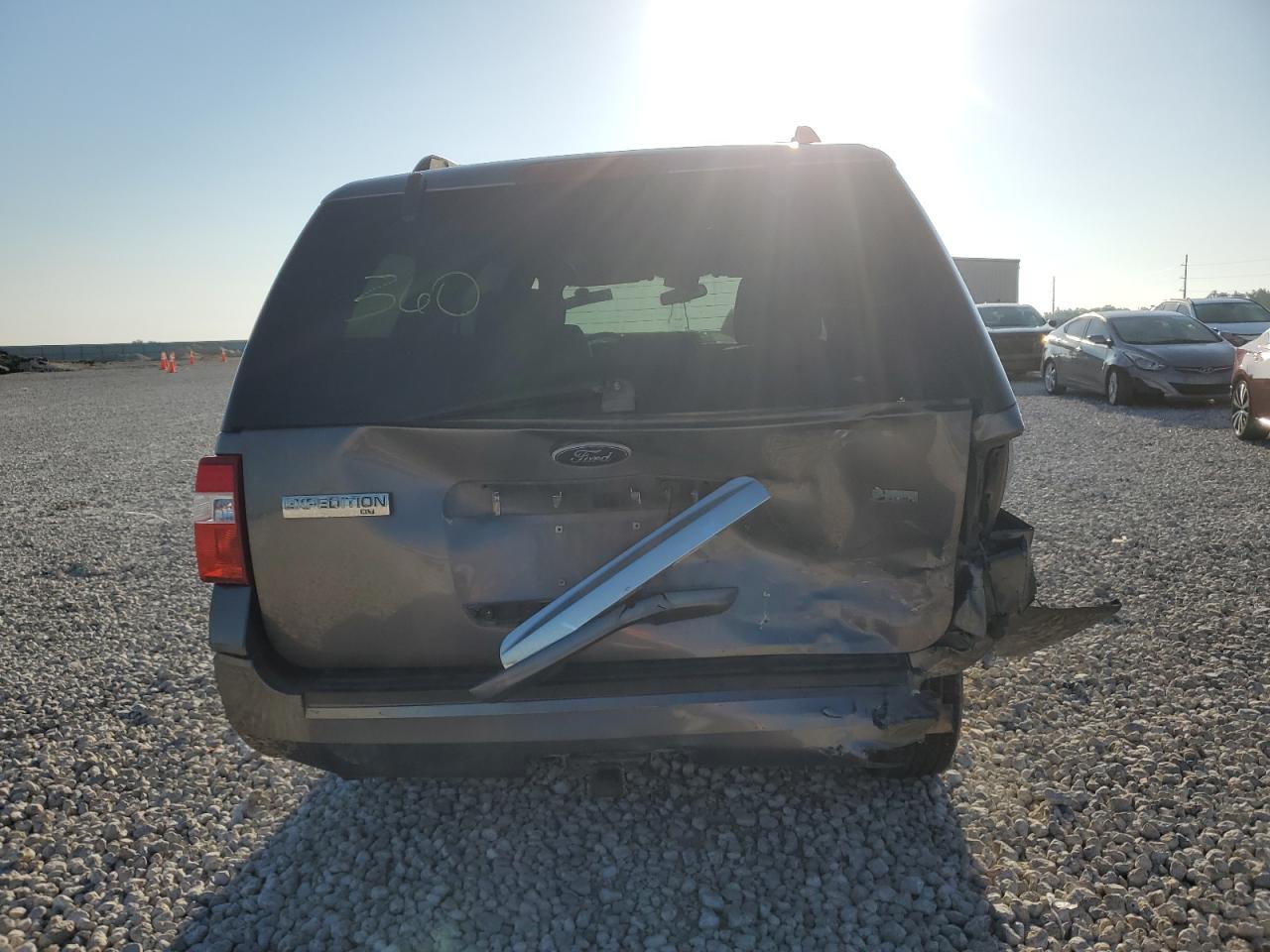 1FMJU1F56AEB66265 2010 Ford Expedition Xlt