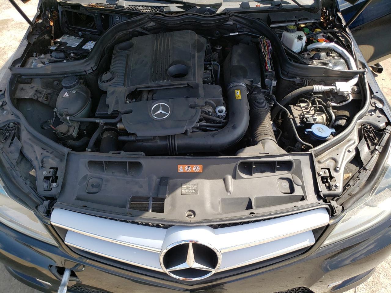 WDDGJ4HB8DG023263 2013 Mercedes-Benz C 250