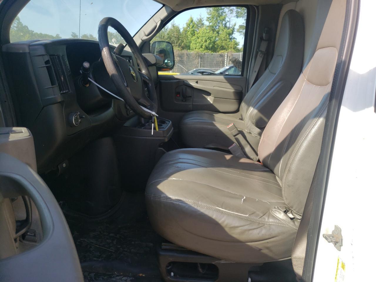 1GCWGFFF6F1224008 2015 Chevrolet Express G2500