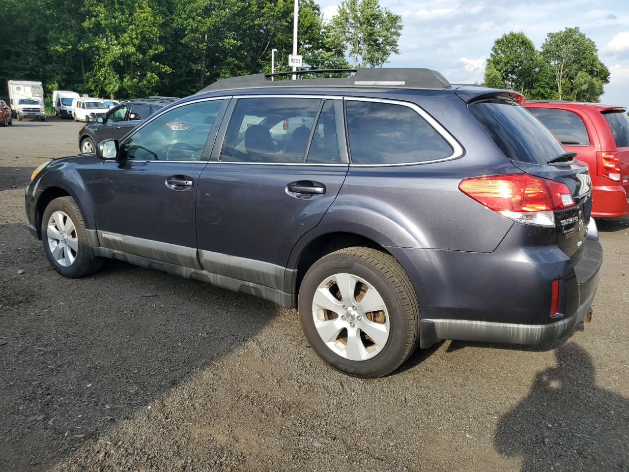 Lot #2635040699 2010 SUBARU OUTBACK 2.