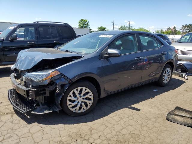 2018 Toyota Corolla L VIN: 5YFBURHE7JP753565 Lot: 57111494