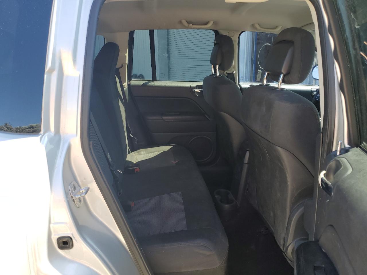 1C4NJDEB2CD611794 2012 Jeep Compass Latitude