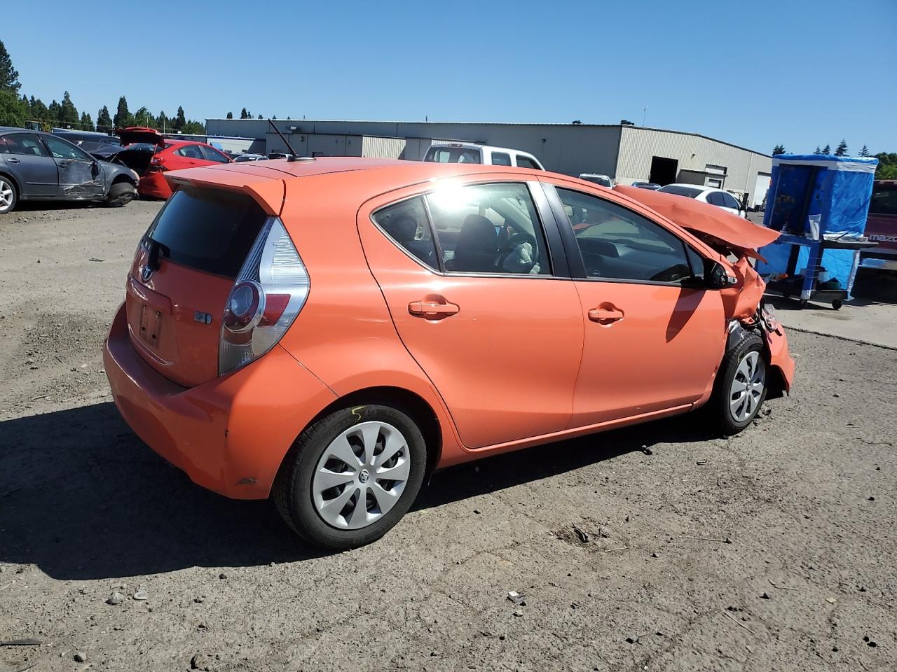 2014 Toyota Prius C vin: JTDKDTB37E1073146