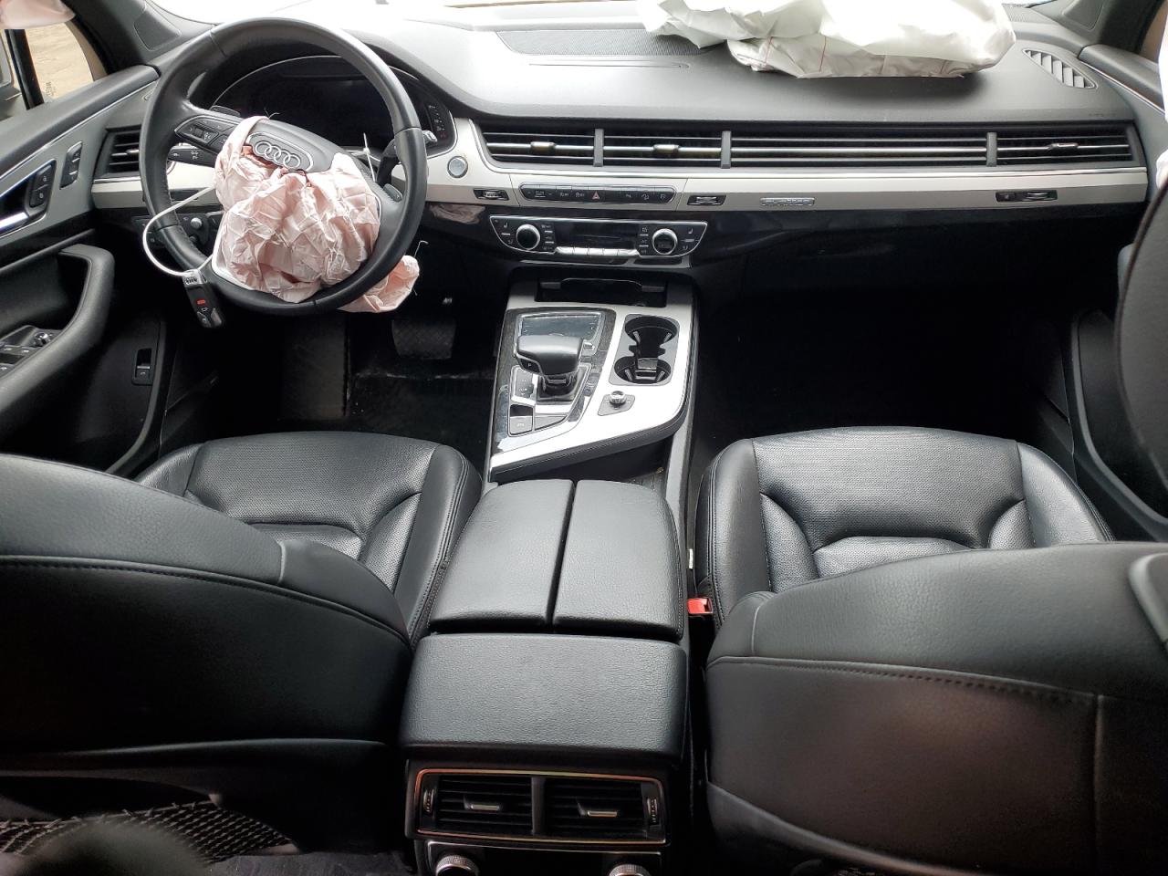 WA1WAAF74JD032245 2018 Audi Q7 Technik S-Line