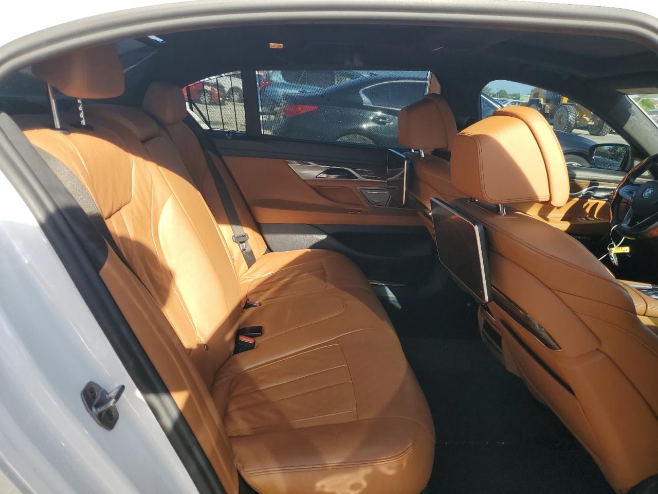 WBA7E2C39HG741068 2017 BMW 740 I