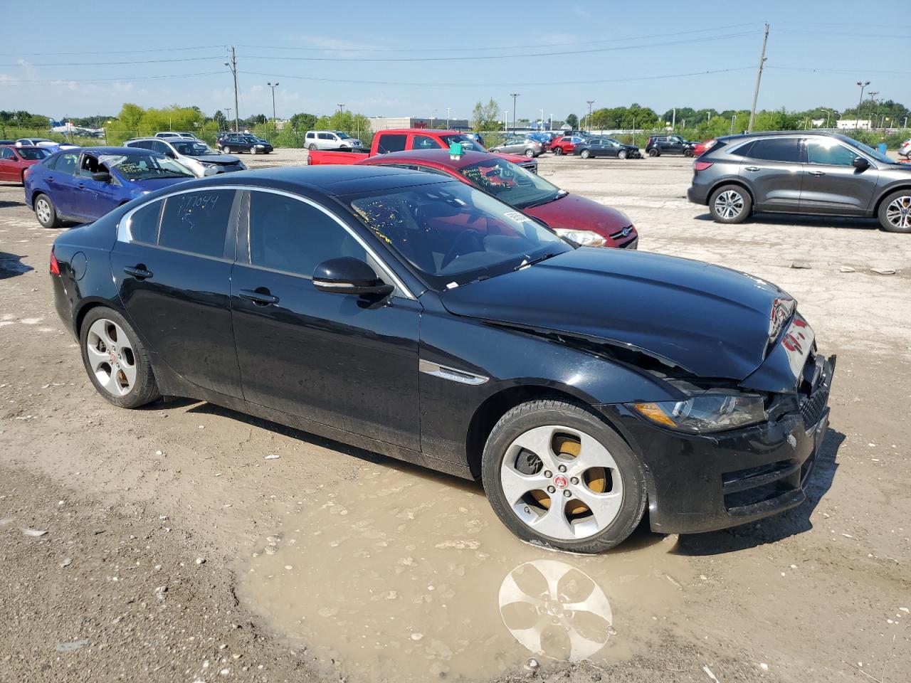 Lot #2926257368 2017 JAGUAR XE