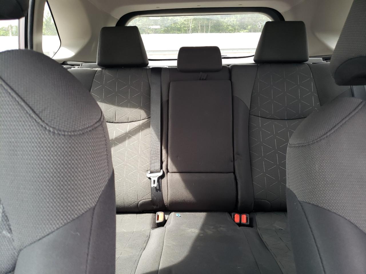 2T3P1RFV4MC149730 2021 Toyota Rav4 Xle