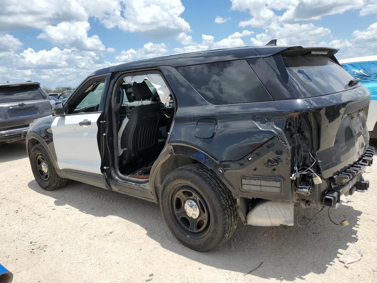 2021 Ford Explorer Police Interceptor vin: 1FM5K8AB1MGC33084