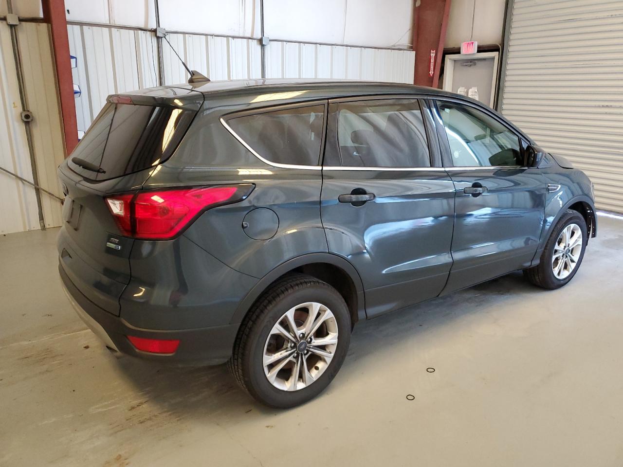 Lot #2988794678 2019 FORD ESCAPE SE