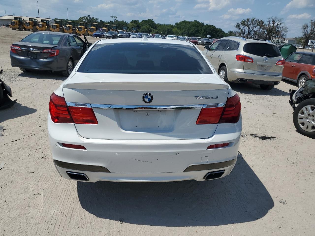 WBAYE4C54FD947172 2015 BMW 740 Li