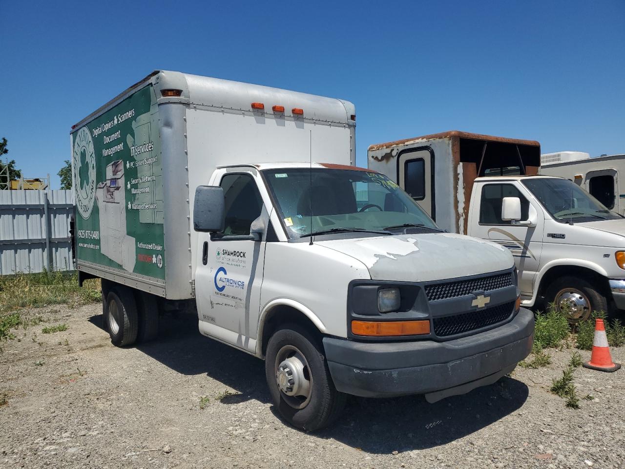 1GB0G2CA9B1165719 2011 Chevrolet Express G3500