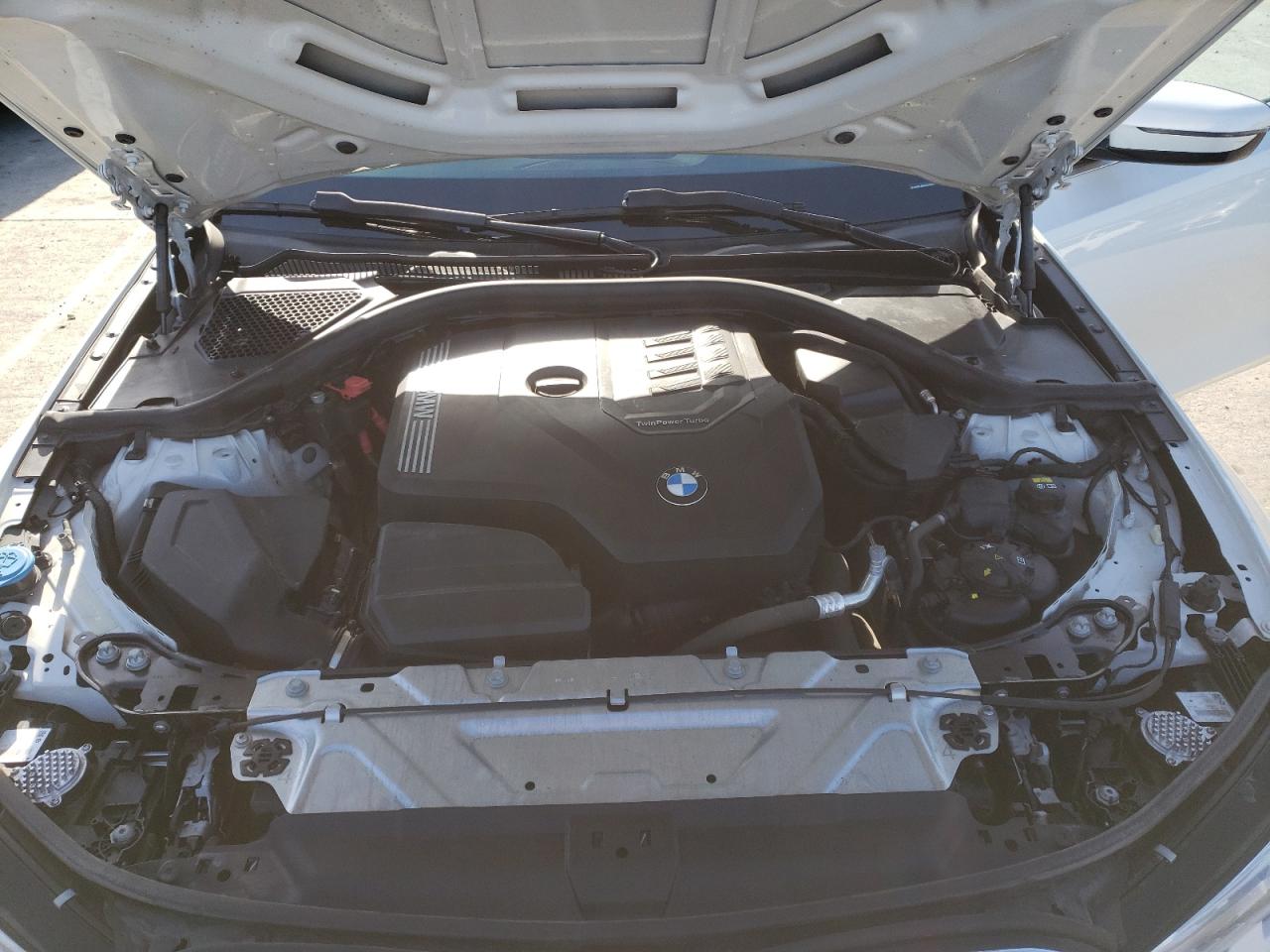 3MW5R7J06N8C77927 2022 BMW 330Xi