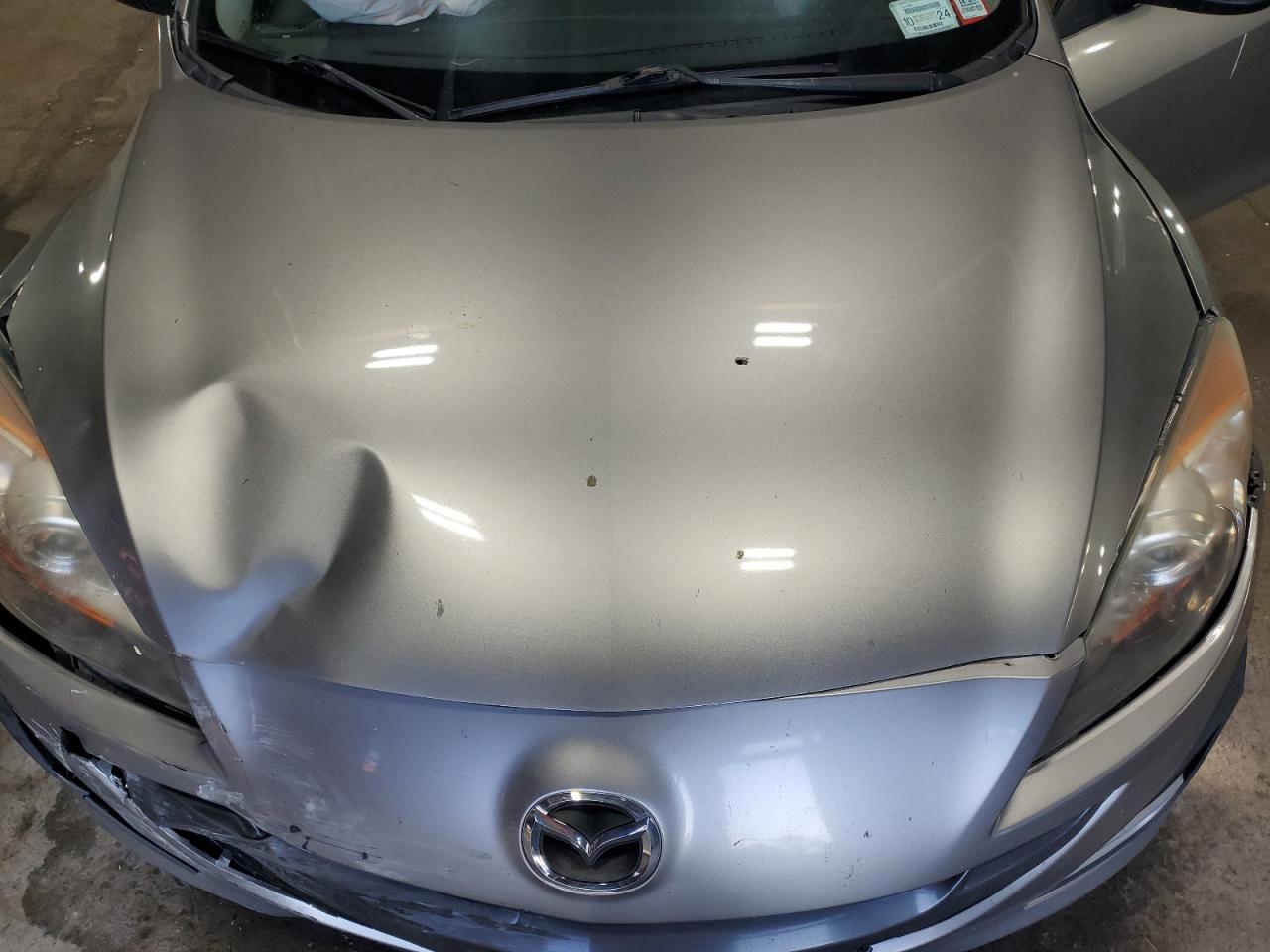 JM1BL1U69B1418414 2011 Mazda 3 S