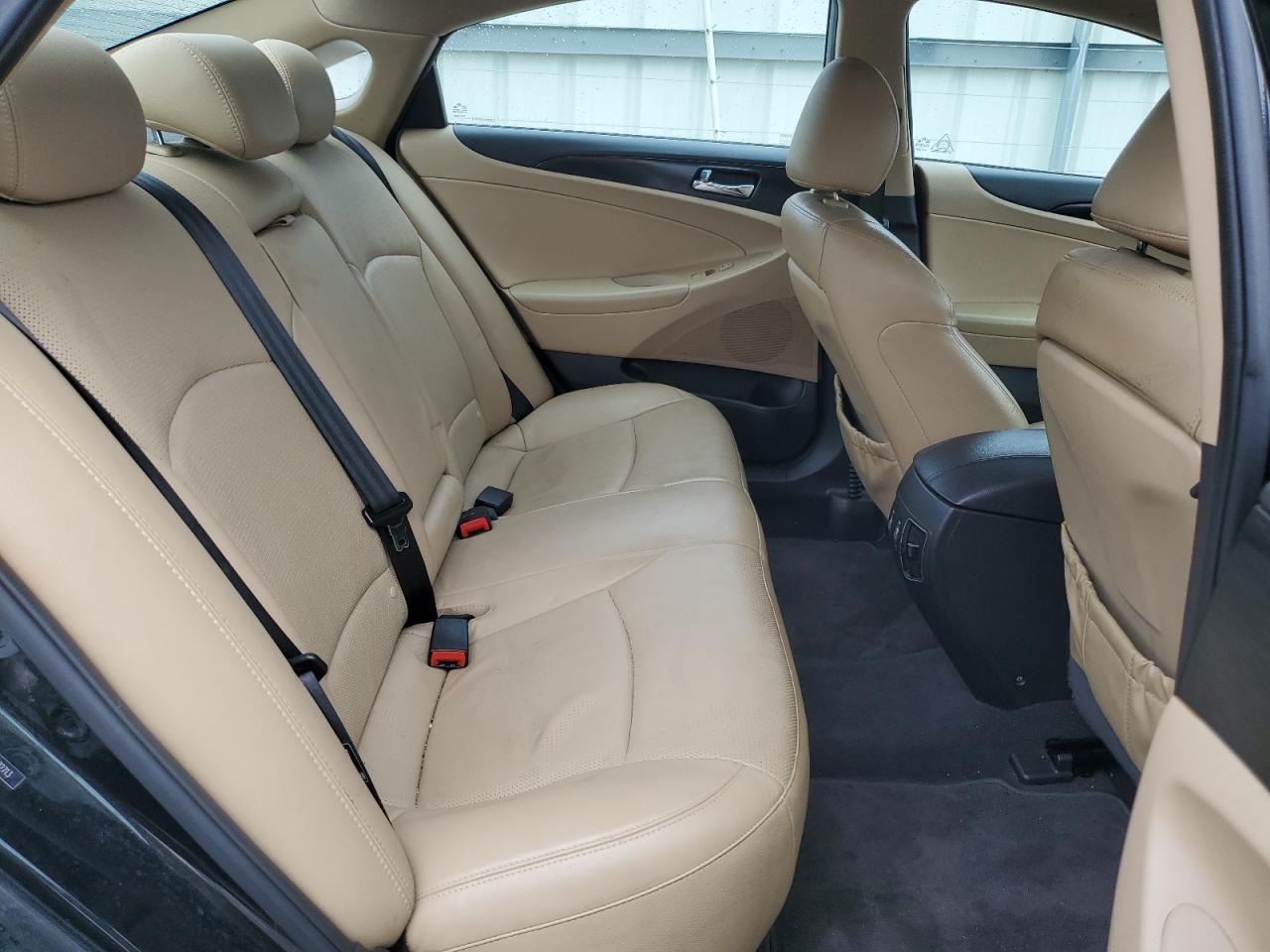 5NPEC4ACXEH832713 2014 Hyundai Sonata Se