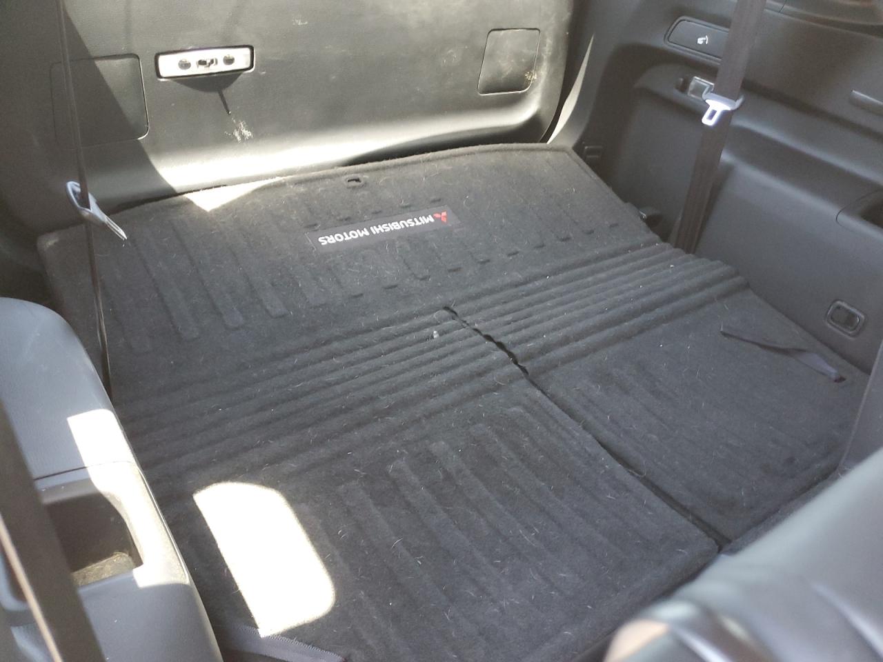 JA4J4UA83NZ074711 2022 Mitsubishi Outlander Se