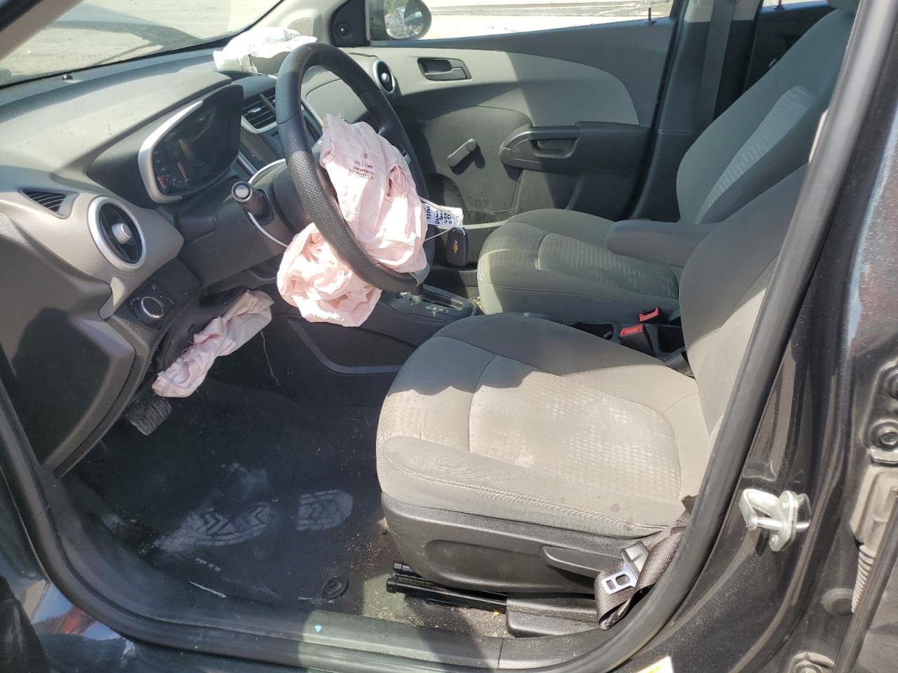 1G1JG6SB1L4130537 2020 Chevrolet Sonic