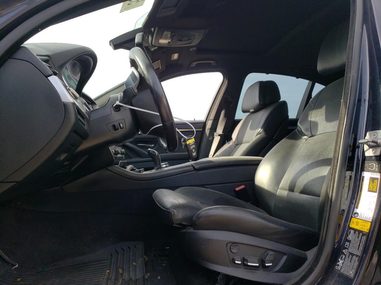 WBAFU9C58CC788097 2012 BMW 550 Xi