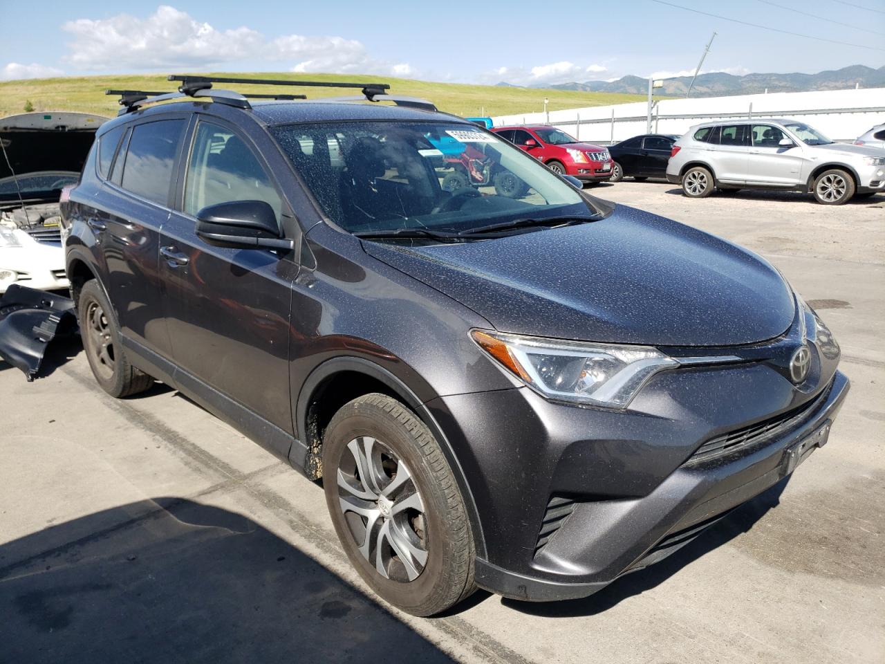 JTMBFREV2HJ164937 2017 Toyota Rav4 Le