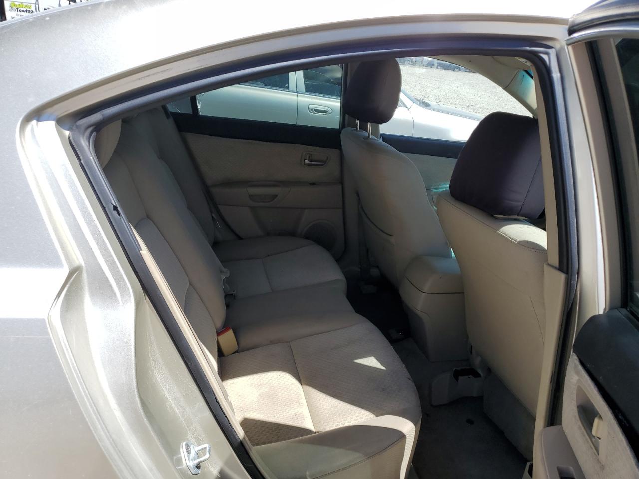 JM1BK12F241192810 2004 Mazda 3 I