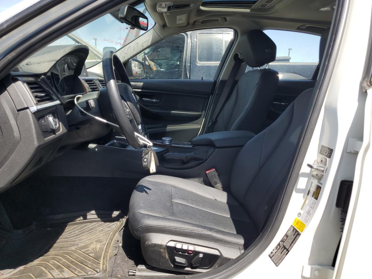 WBA3B5G56FNS20001 2015 BMW 328 Xi Sulev