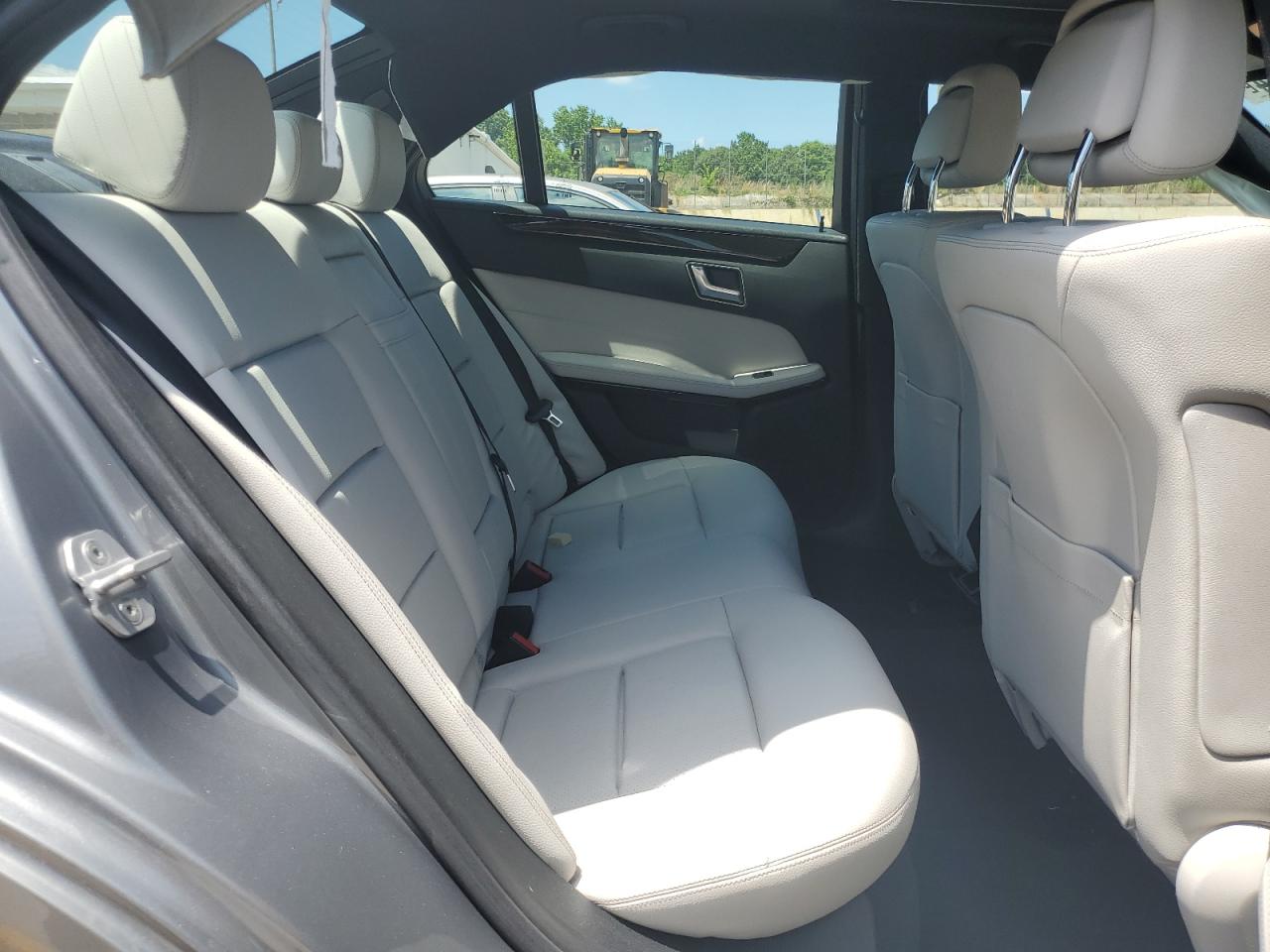 WDDHF5KBXEA852781 2014 Mercedes-Benz E 350